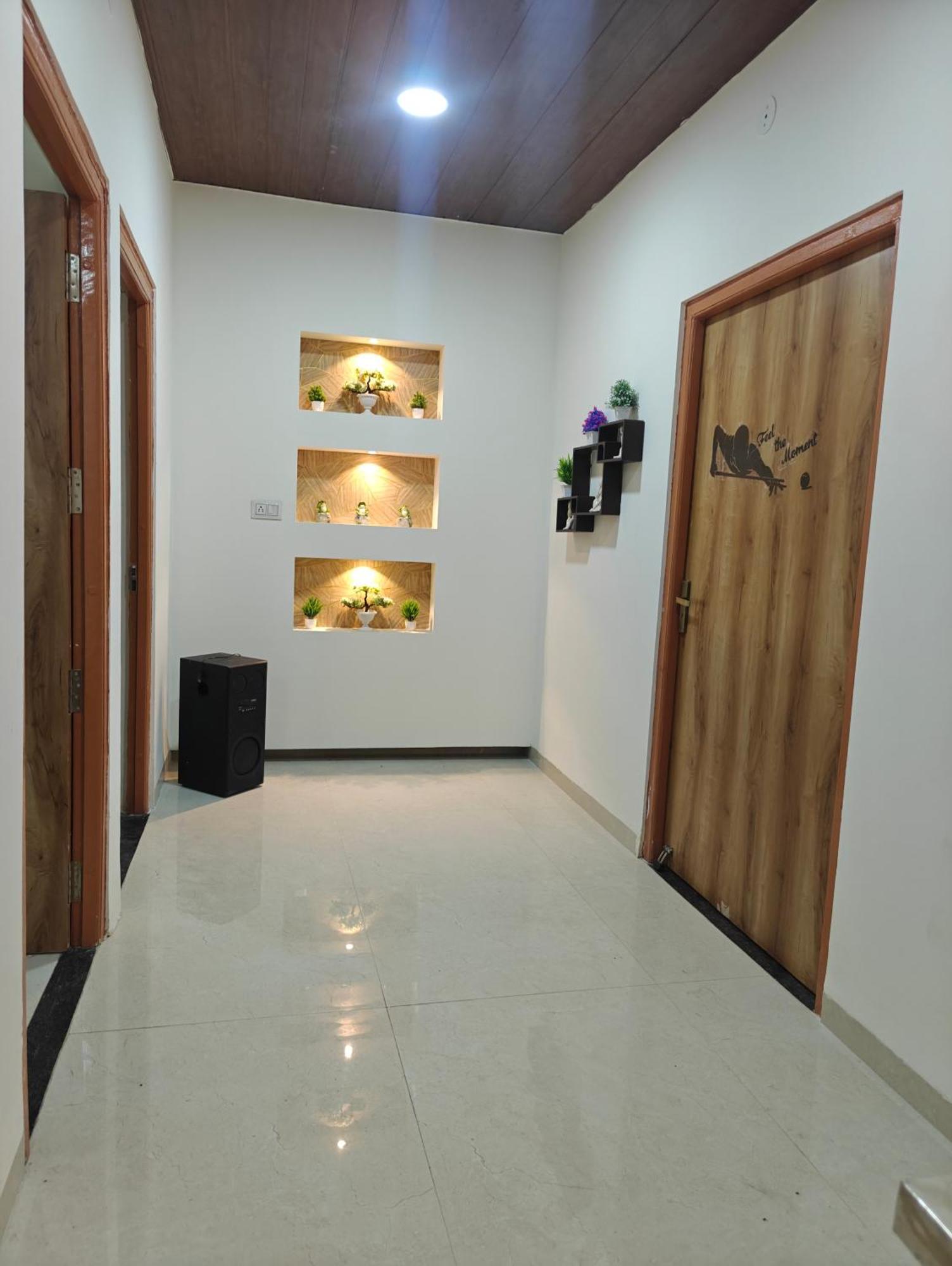 Ultra Luxurious 4bhk With Swimming Pool, Jacuzzi & Pool Table * Indore