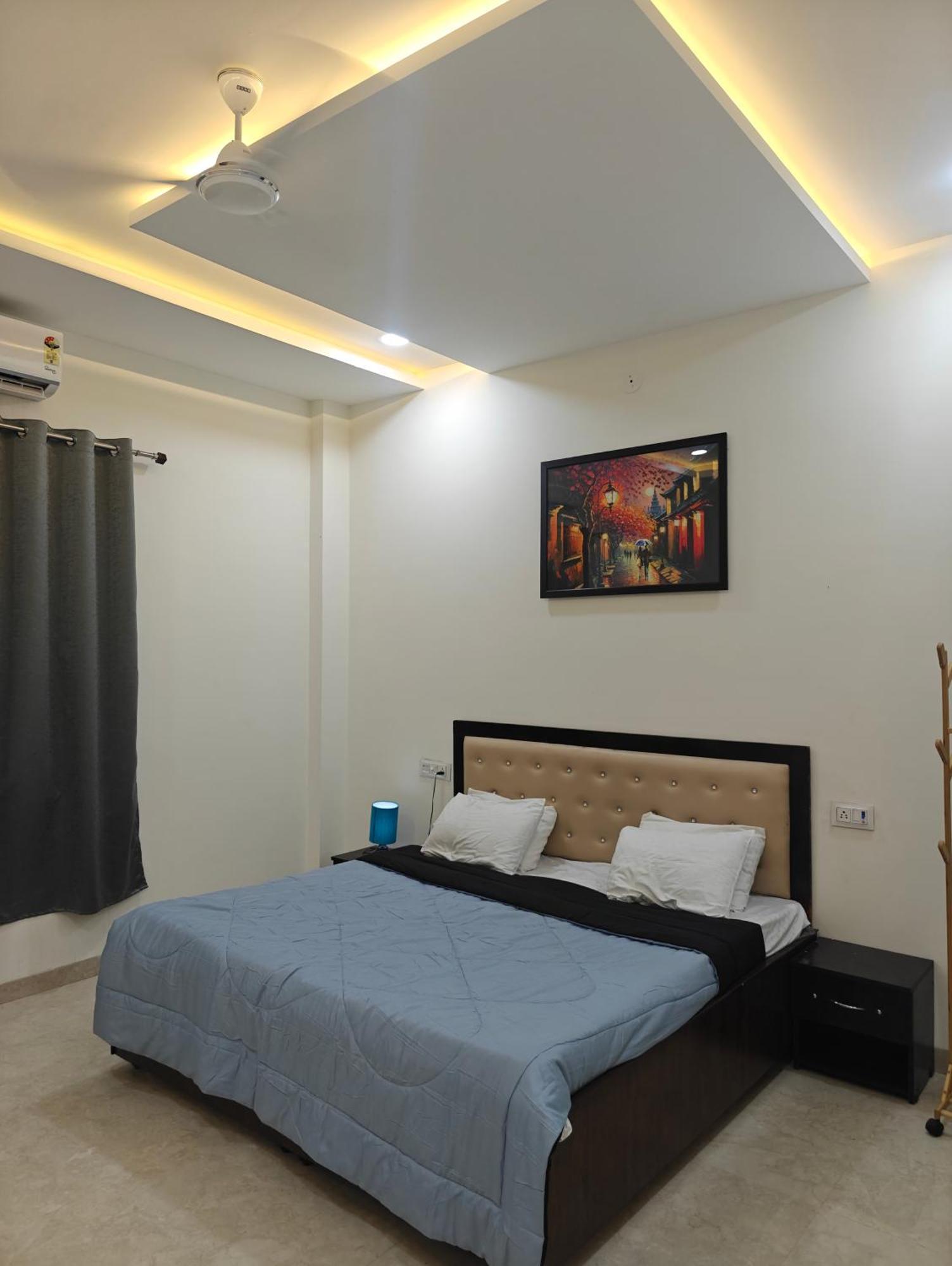 Villa Ultra Luxurious 4bhk With Swimming Pool, Jacuzzi & Pool Table *