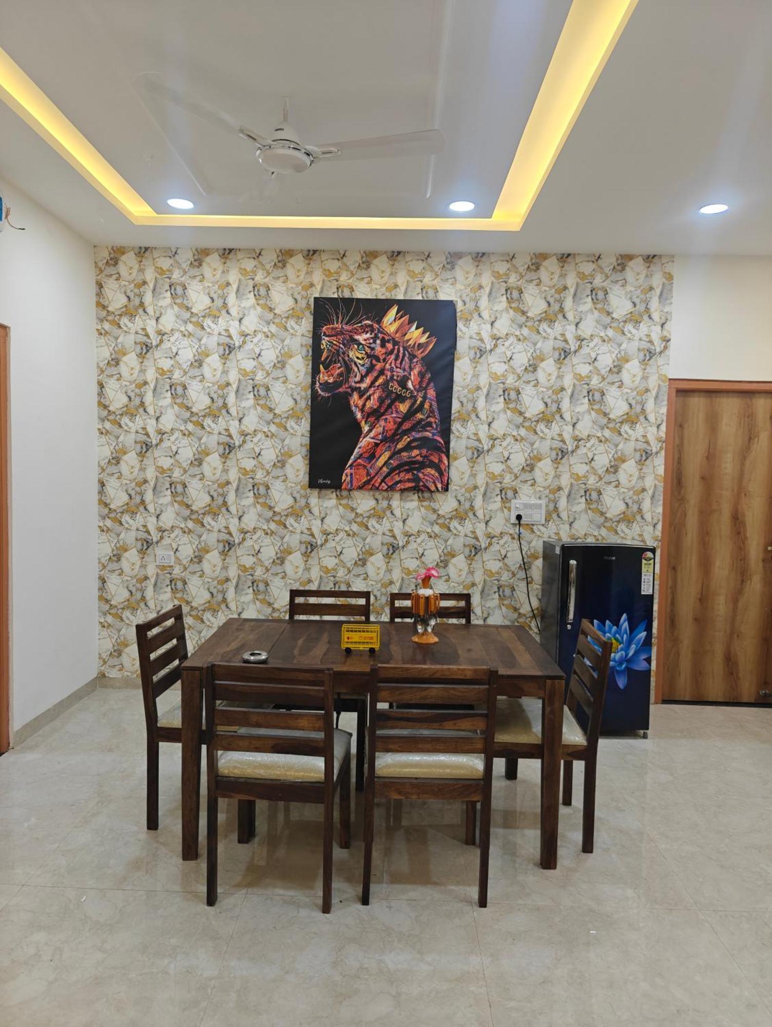 Ultra Luxurious 4bhk With Swimming Pool, Jacuzzi & Pool Table * Indore